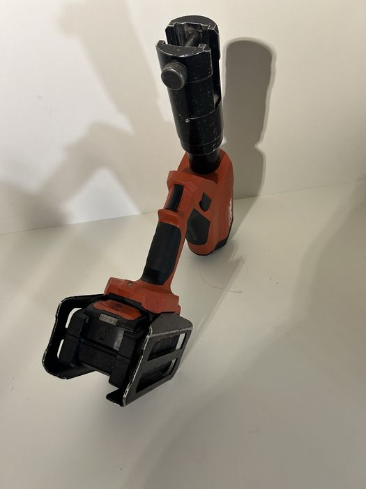 Hilti NPR 32 P-22 presa de sertizat Nuron