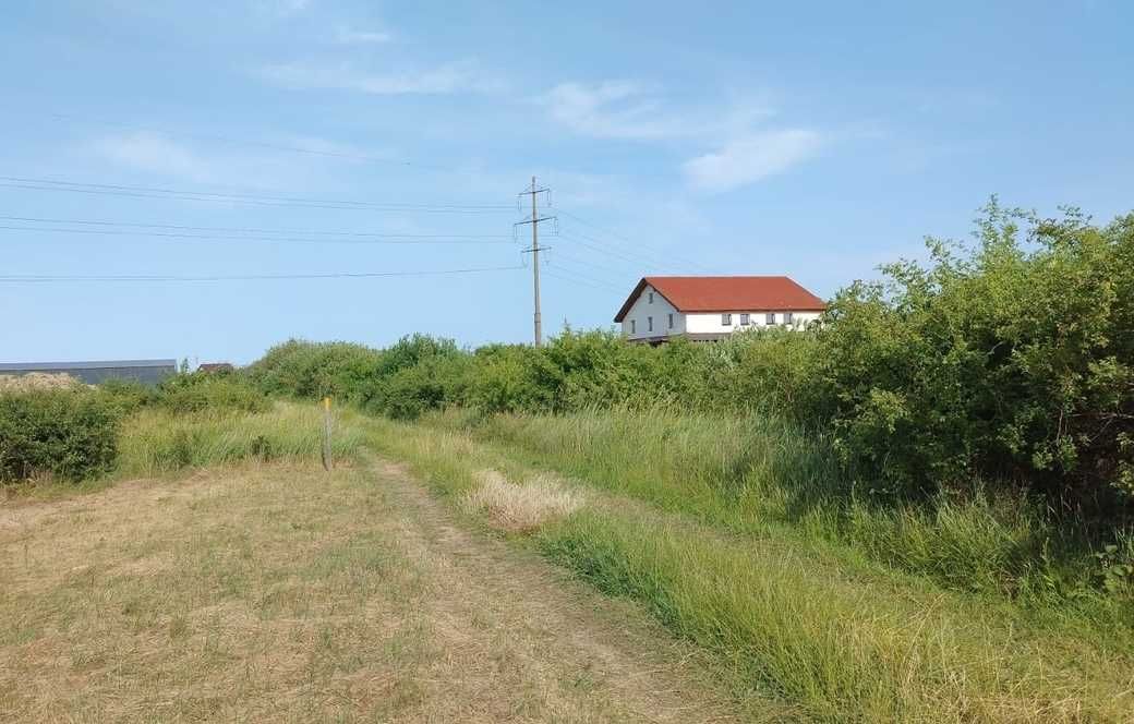 PF Vand teren intravilan Cihei