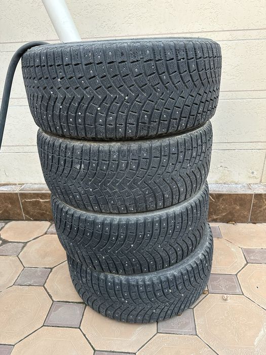 275/45/21 michelin