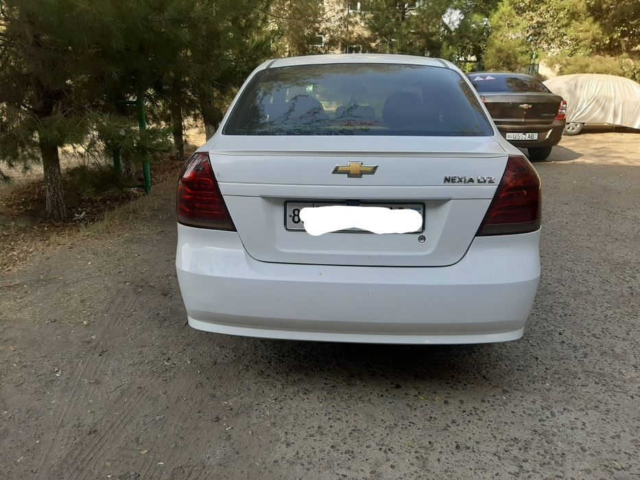 Srochna nexia3 avtomat sotiladi