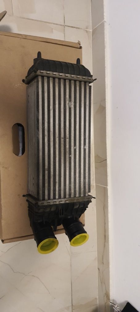 Radiator intercooler Citroen Peugeot original cod 9803900780