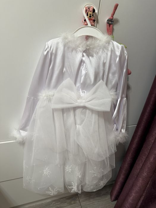 Rochita fulg de nea/ zana iernii