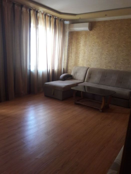 Гаспитальный, Капитал Банк, рядом с Мирабад Авеню продаётся 3-х кв-ра