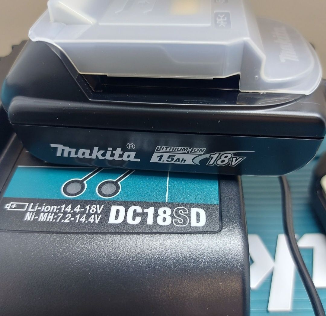 Акумулаторен винтовер Makita DDF453 SUE