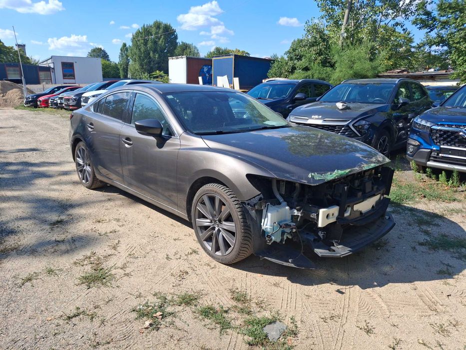 Mazda 6 G165 Revolution Top