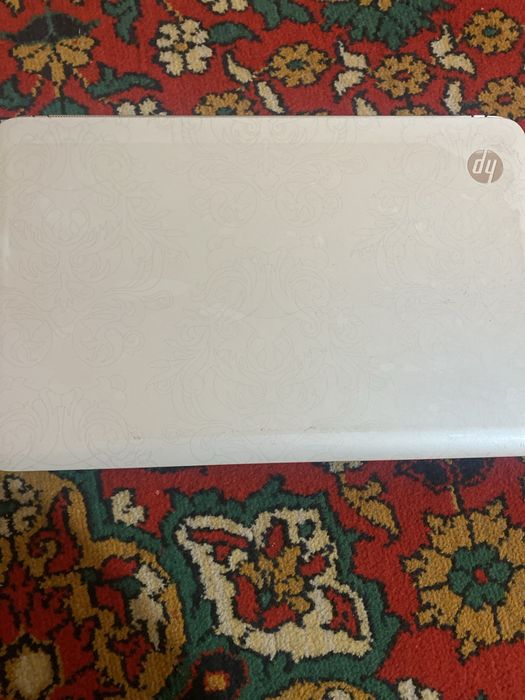 ноутбук hp сотилади