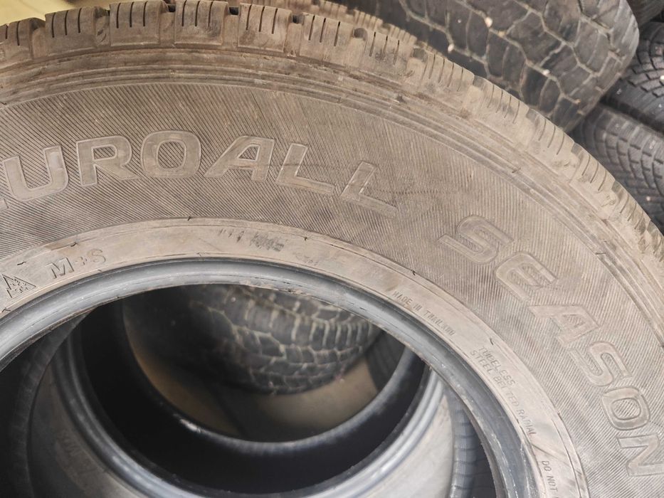 2бр.зимни гуми 225/75/16C Falken