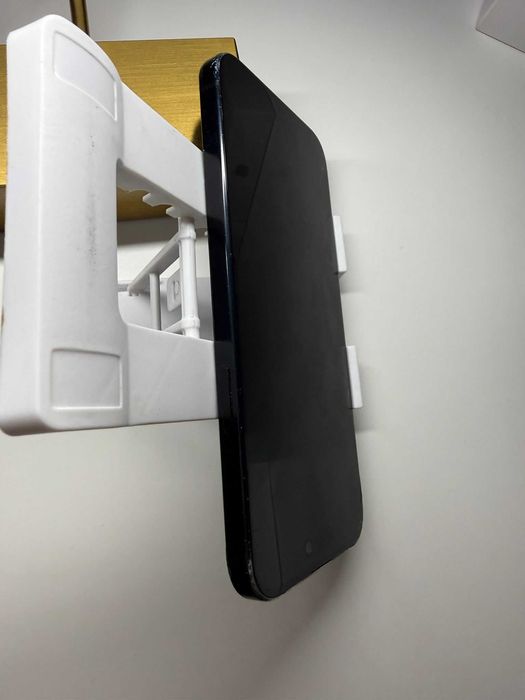 iPhone 15 Plus / 128 GB / 97%/ Cutie și Incărcător.