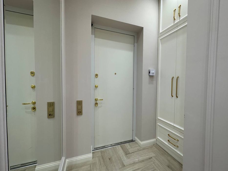 Продается 2 комнатная новостройка Жк Лондон Новомосковская Старт