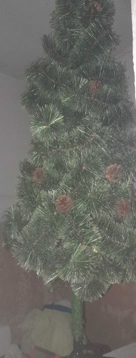 Елка искусственная б/у