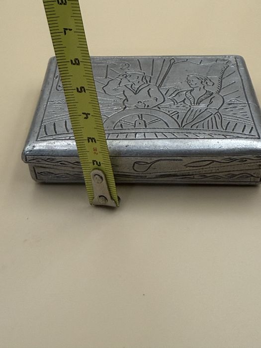 Tabachera al doilea razboi trench art