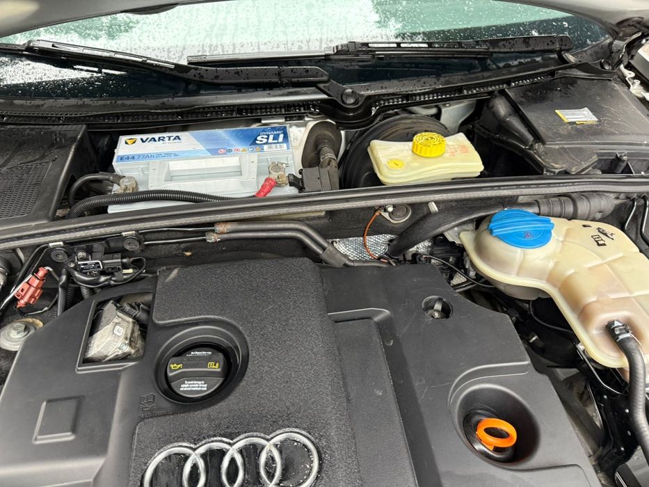 Vând audi a4 proprietar
