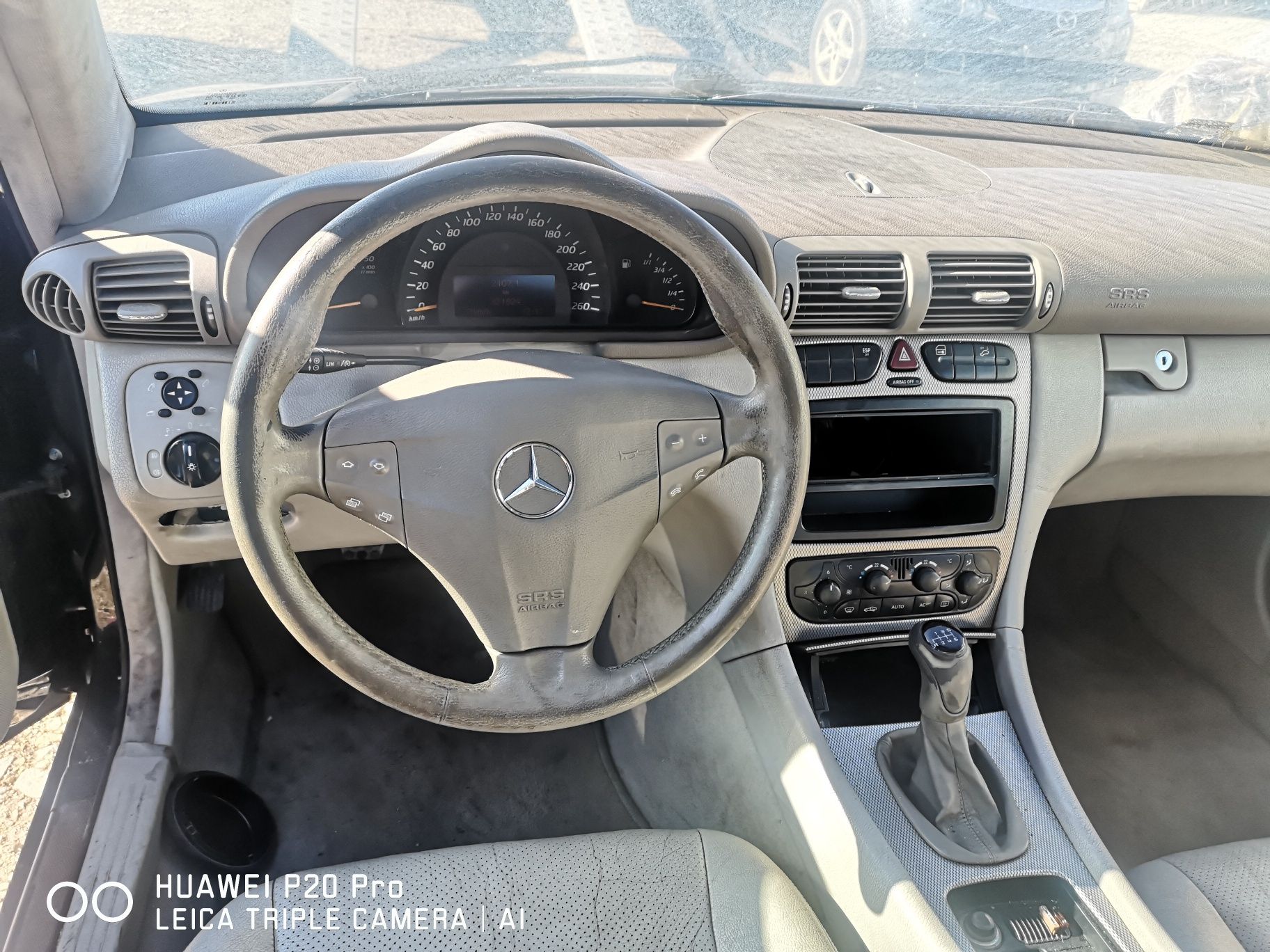 Мерцедес Ц- класа 220 CDI 143к.с. 6 ск. Панорама, Кожа, На части