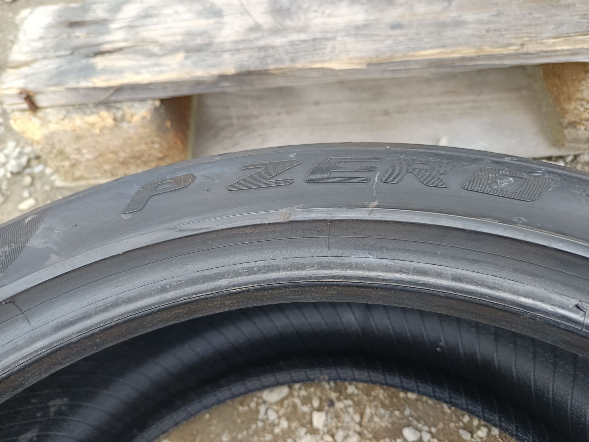 Летни гуми 245 40 ZR 19 98 Y PIRELLI Дот 1612