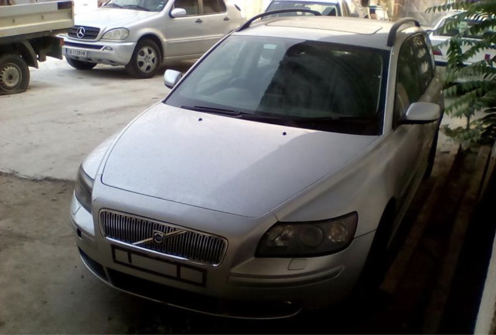 Volvo v50/v40 на части