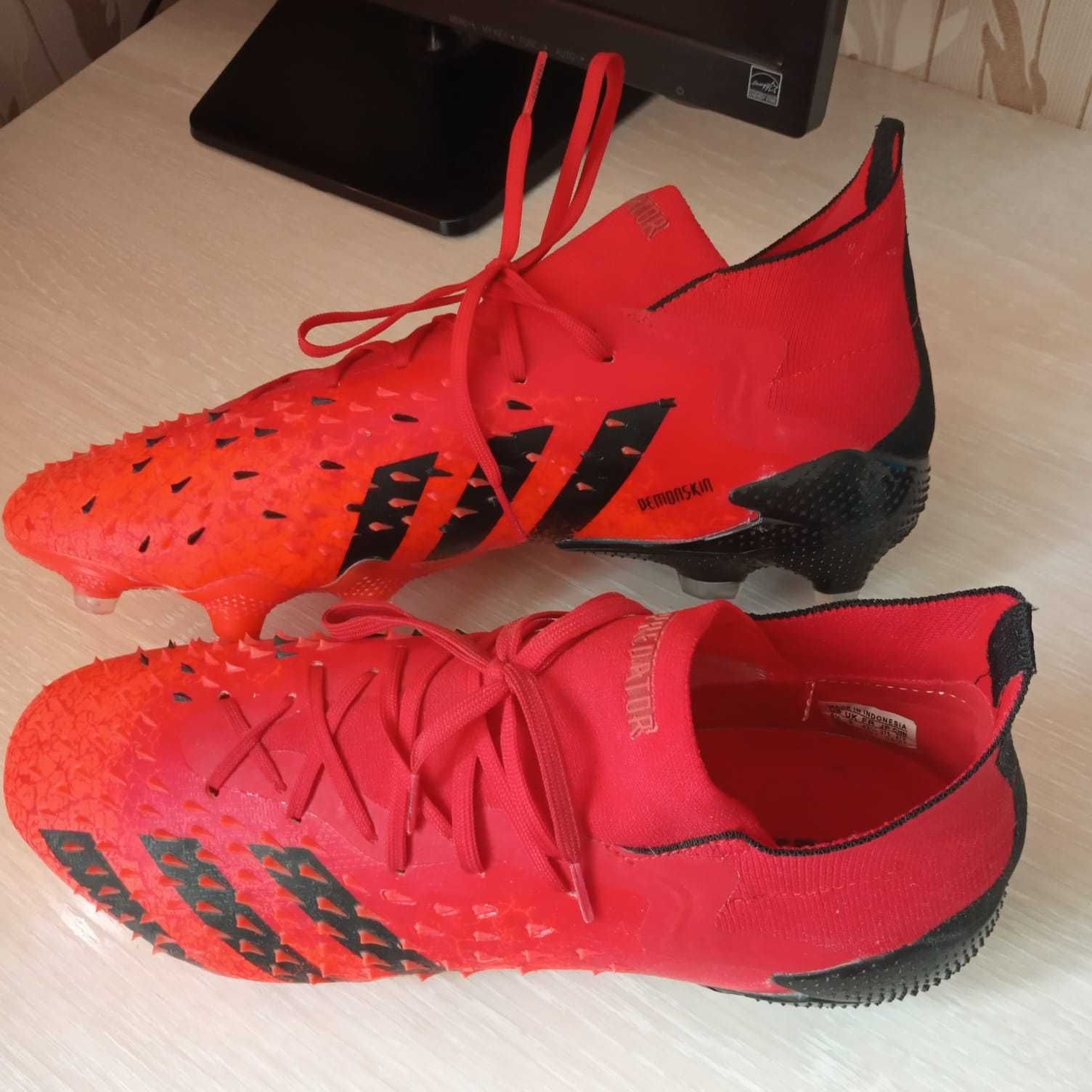 Бутсы Adidas Predator Freak. 1 FG, красный. ОРИГИНАЛ!