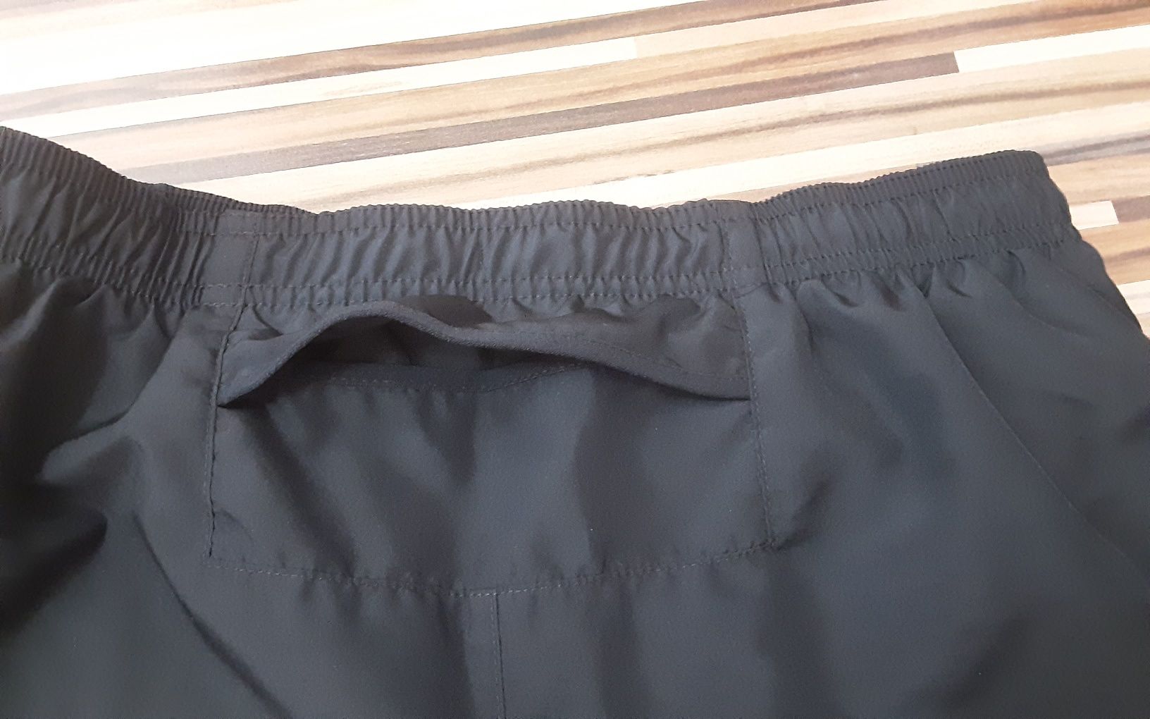 (M/L ) NIKE оригинален къс панталон(45лв) и тениска(35лв)
