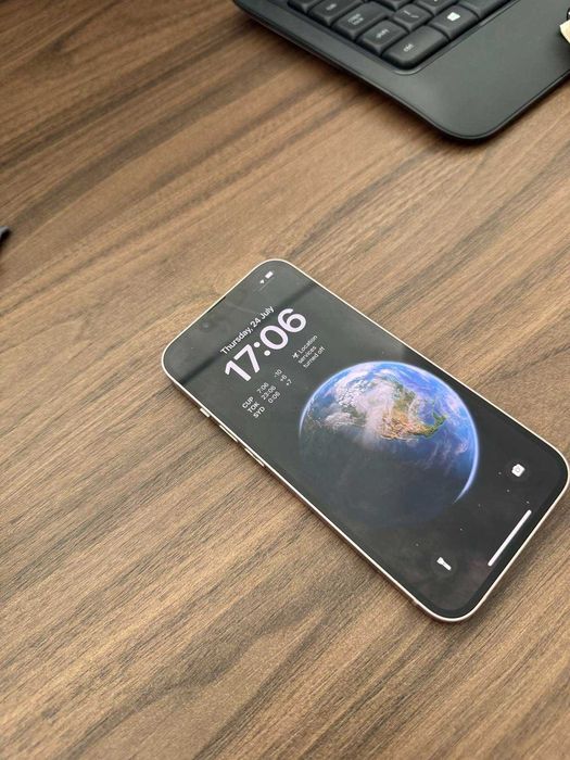 Iphone 13 в перфектно състояние
