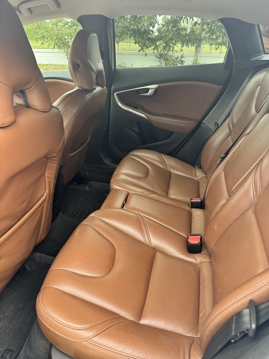 Volvo v40 inmatriculat