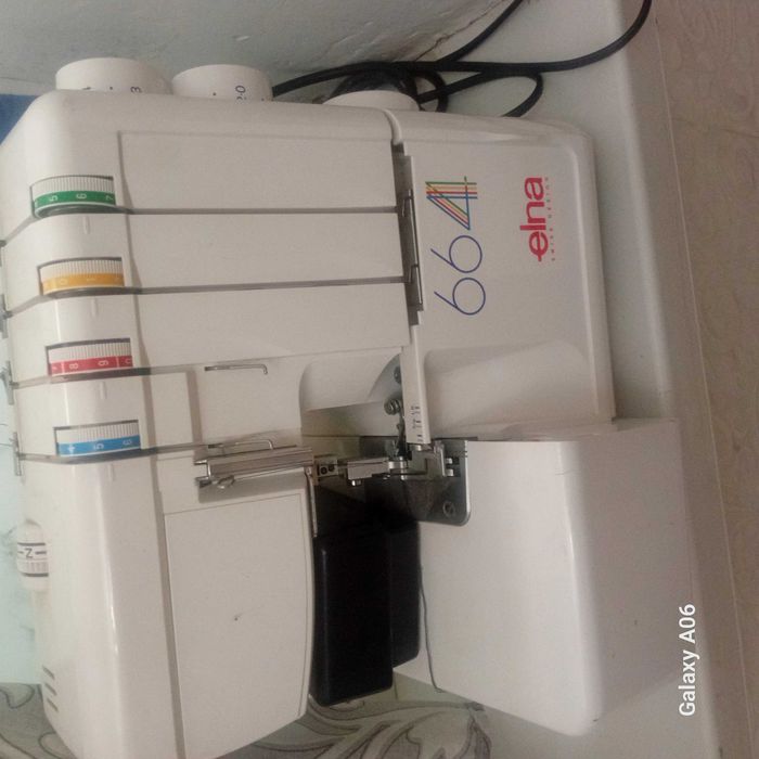 Оверлог ельна 664