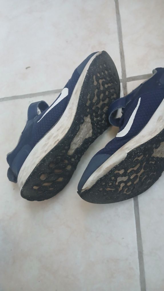 Детски маратонки nike за 15.лв