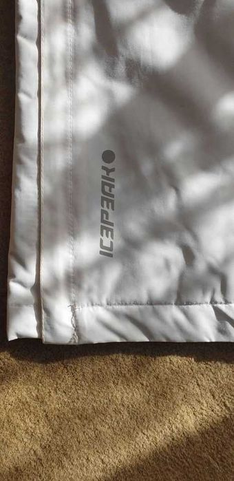 Дамско ски яке Ellese и дамски ски панталон Icepeak