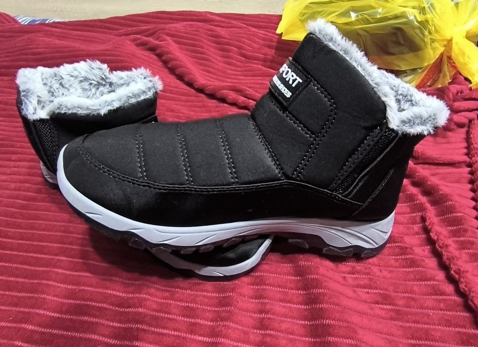 Продам мужскую обувь