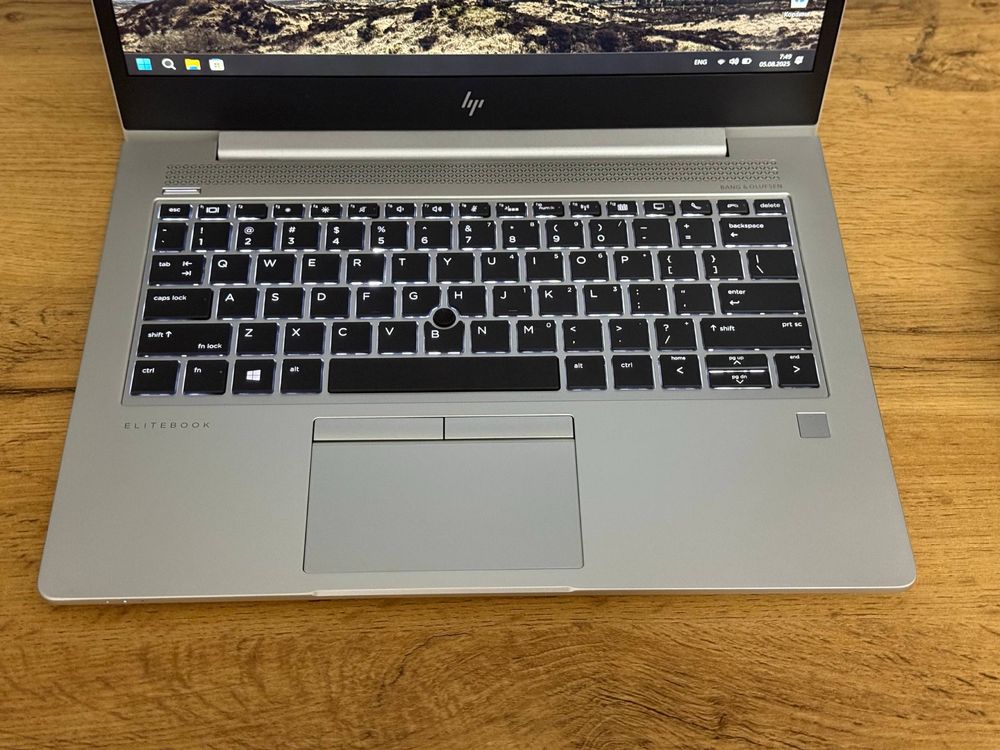 HP ELITEBOOK G5 Ryzen 7 PRO 2700U / 12 / 256 GB NVMe SSD M2