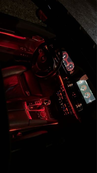 BMW 740d xDrive 2015 – Navigație, Trapa, Distronic++, Încălzite, NEGRU