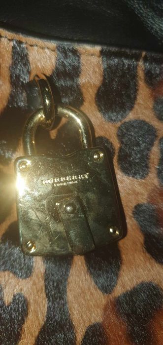 Vând Genți Burberry,Bally,Thom Brown