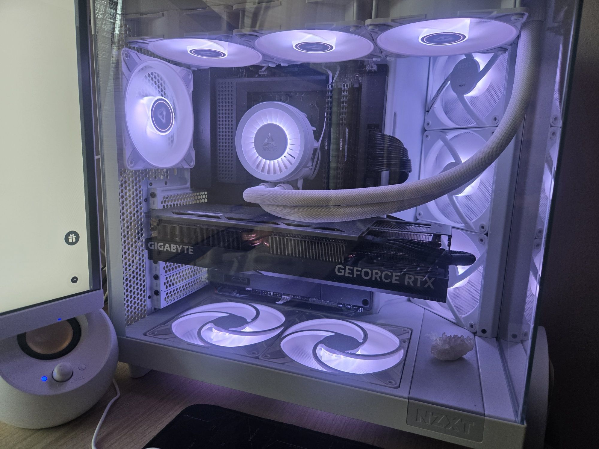Геймърски компютър 4070ti super Цял сетъп