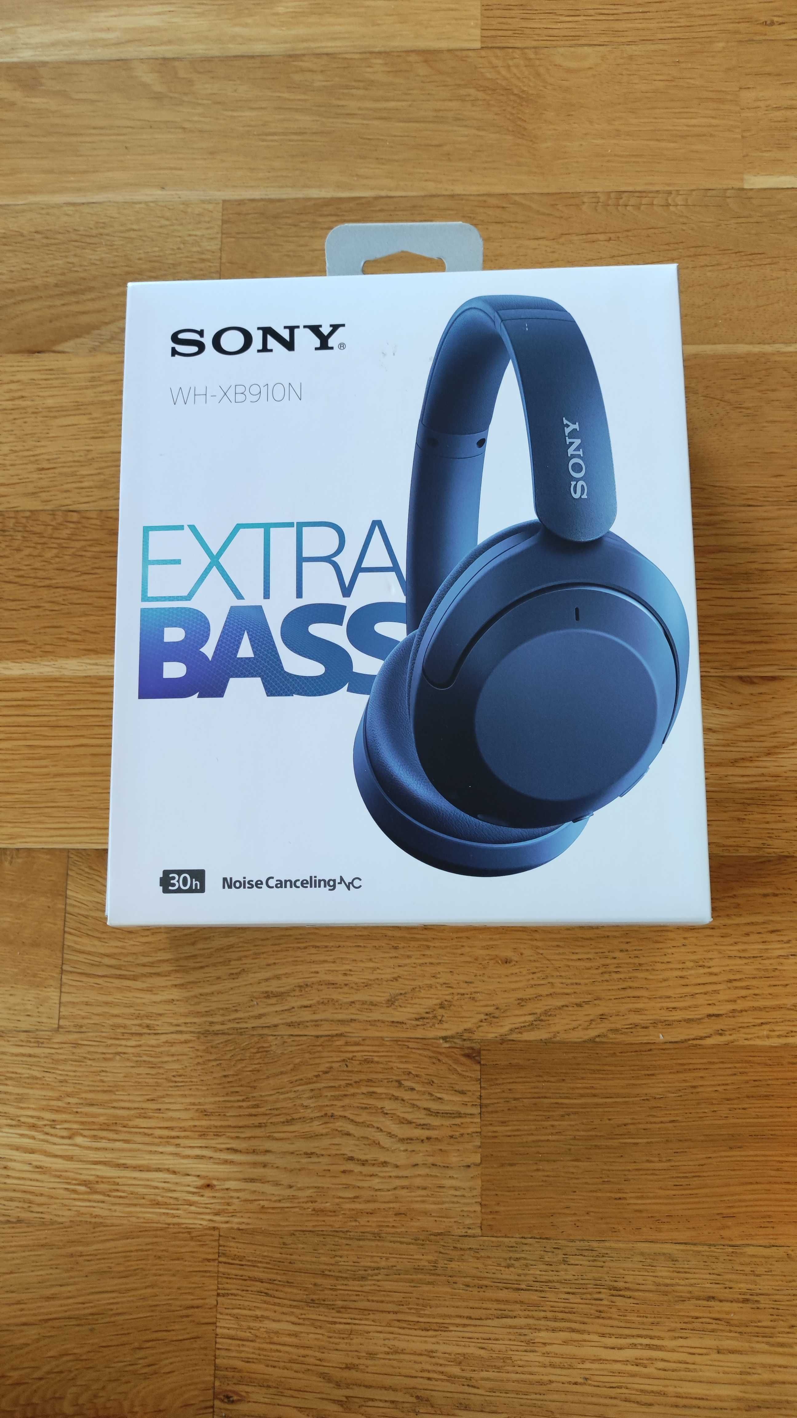 Extra BASS Слушалки SONY