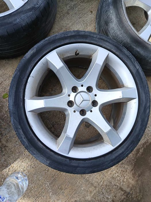 Продавам оригинални джанти с гуми за Мерцедес w203 / Ц класа