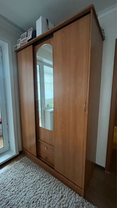 Продаю шкаф для спальни или коридора