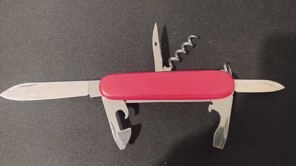 Briceag Victorinox  Rosu