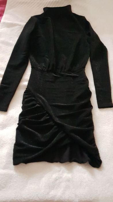 Платье размер xs можно на s