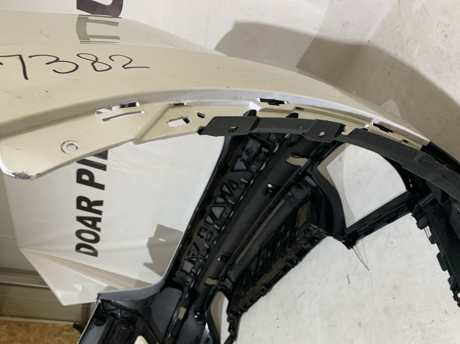 Bara spate Porsche Cayenne, 2018, 2019, 2020, 2021, 2022, 2023, cod origine OE 9Y0807421A.