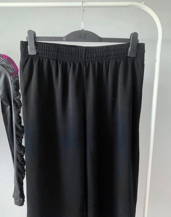 HM черен спортен панталон М размер - нов ( с етикет )