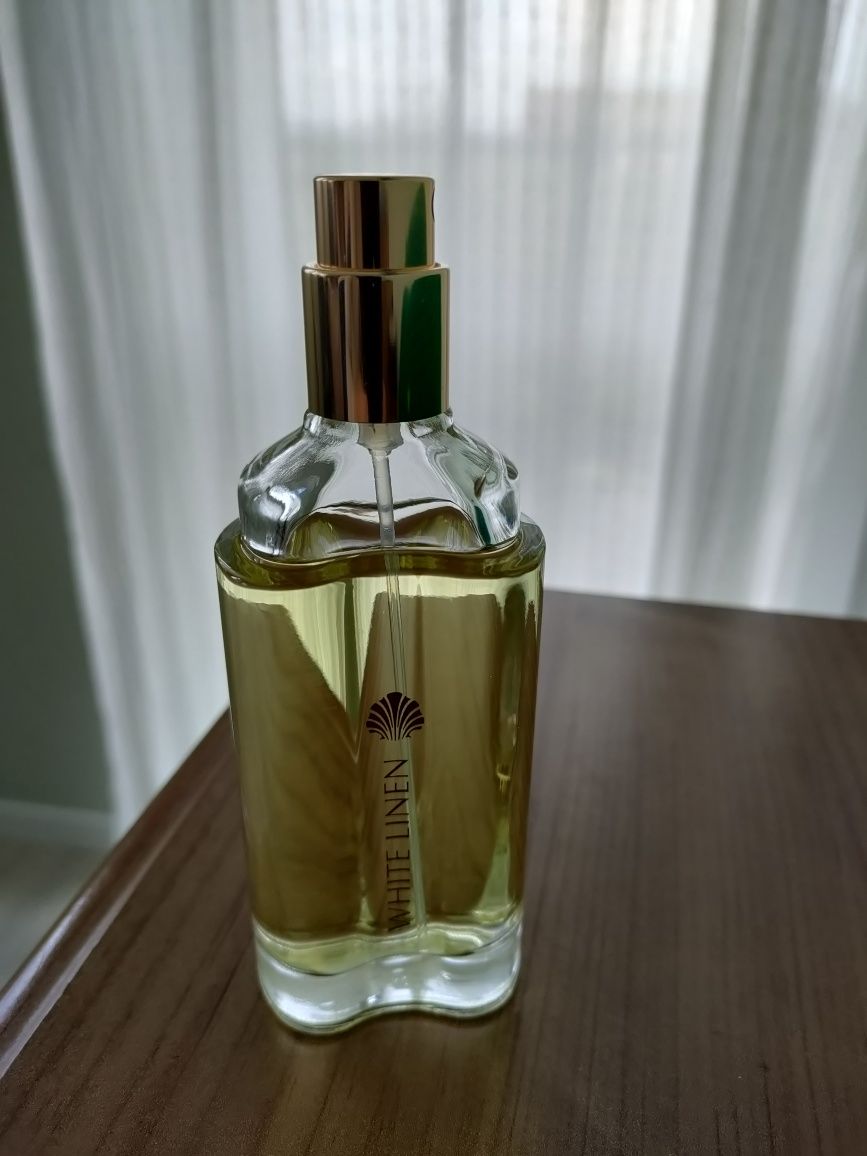 Apa de parfum White Linen - Estee Lauder