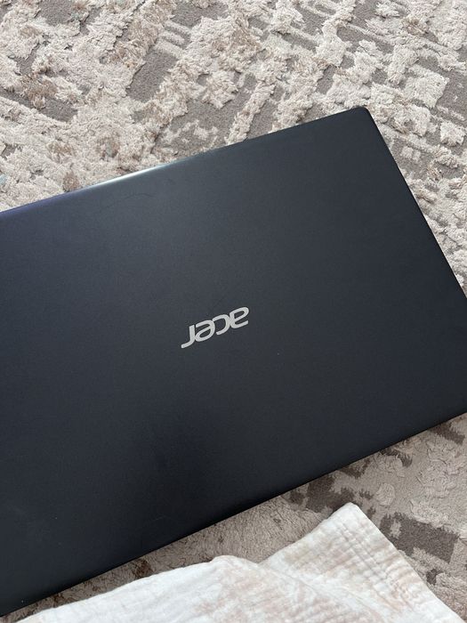 Ноутбук в отличном состоянии