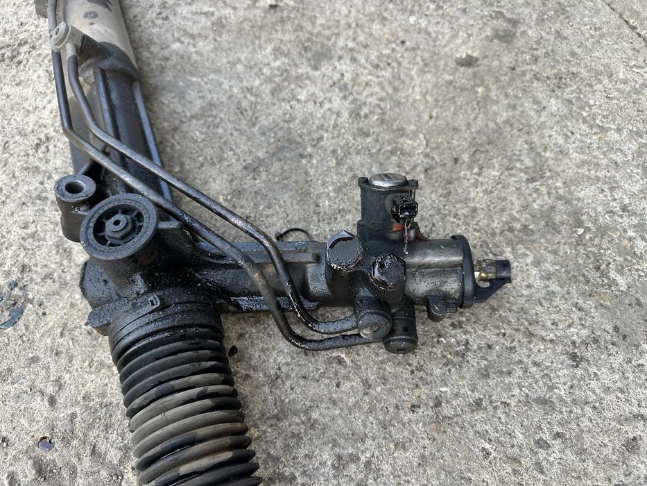 Рейка за BMW X5 E53 със клапан!