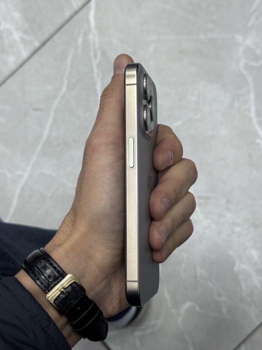 Iphone 15 pro 128GB ideal