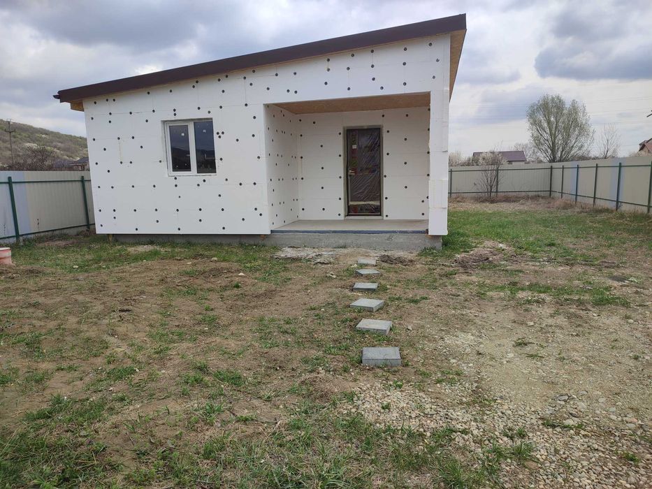 Vand casa in Comuna Aninoasa.