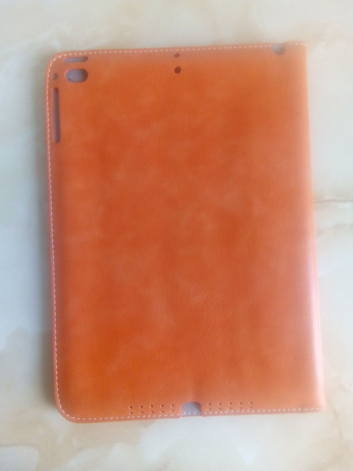 Vând husă / huse pentru tablete Apple iPad din piele, portocalii /poze