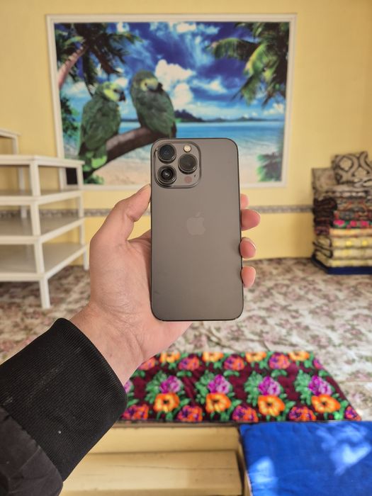 Srochno IPhone 13 Pro 128g  sotiladi