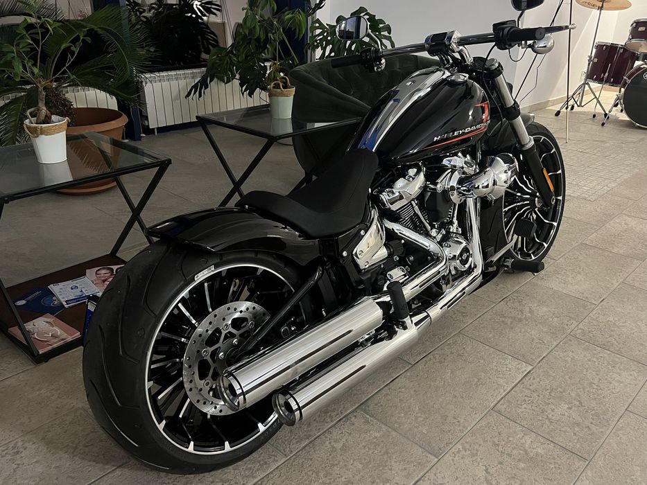 Harley Davidson Breakout 117 Airride