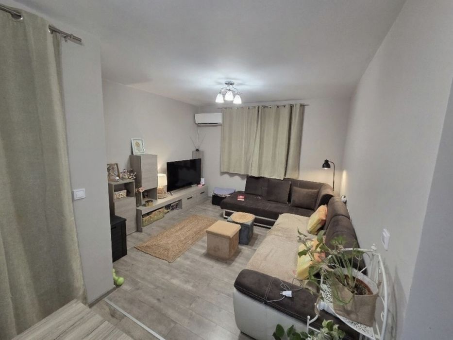 Двустаен апартамент в кв. Прослав