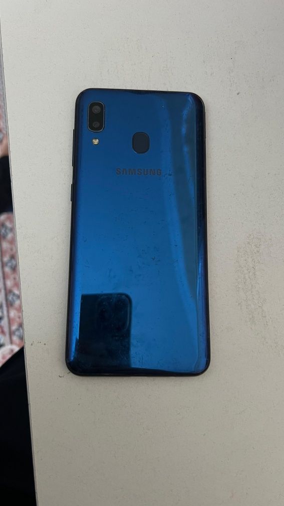 Samsung galaxy a20