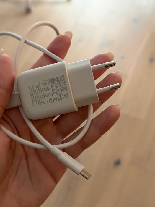 Vând IQOS Iluma i One