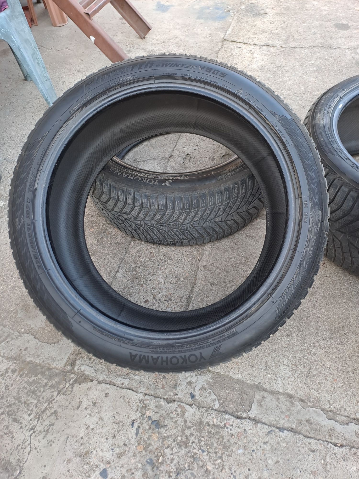 Гуми спорт пакет йокохама зимни 275/40/21 и 315/35/21